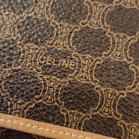 Authentic Céline Long Wallet - Picture 4 of 16